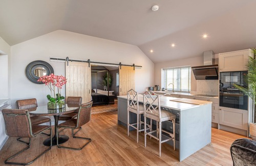 Leyburn Cottage | Bearskin Cottage - Holiday At Home