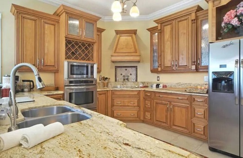 Caloosahatchee Villa | BEAT THE HEAT - 20% OFF YOUR DREAM GETAWAY - 3107 Riverhouse Pearl