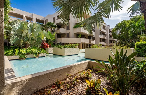 Key Biscayne House | Beatiful apartment in Key Colony Condominium