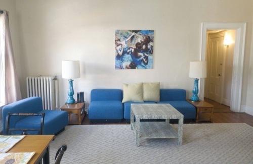 Buffalo Apartment | Beatiful & spacious Elmwood Village duplex! Over 1500 square foot of space!