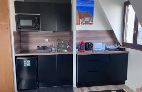 Villers-sur-Mer Apartment | Beau duplex familial refait à neuf avec balcon proche plage - FR-1-712-96