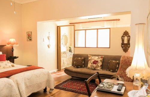 Graaff-Reinet Bed & Breakfast | Beau & I