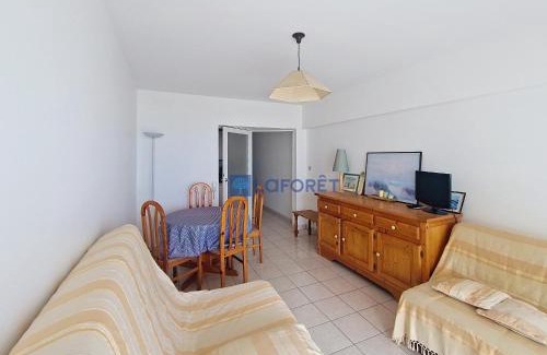 Les Sables d'Olonne Apartment | Beau Studio 1er étage avec balcon et ascenseur - FR-1-331-43