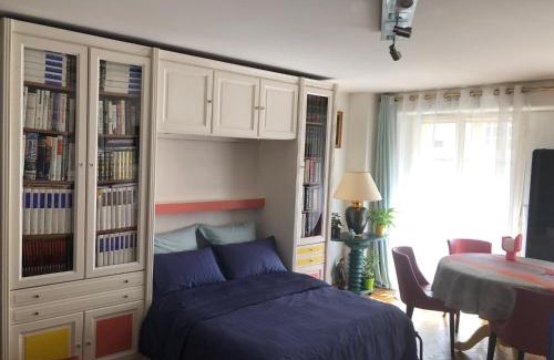 Quartier de la Roquette Apartment | Beau studio Bastille