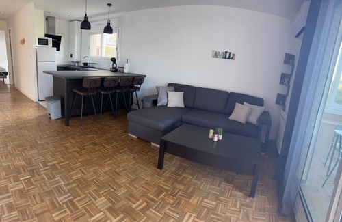 Le Redon Apartment | Beau t2 Avec Piscine et Balcon Parking ,proches Calanques