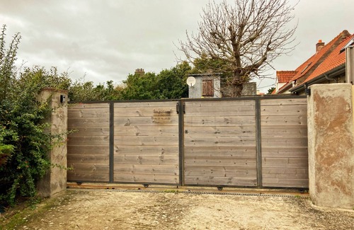 Wimereux House | BEAULIEU house 500 meters from the sea with garden, terrace 8 to 10 people WIFI