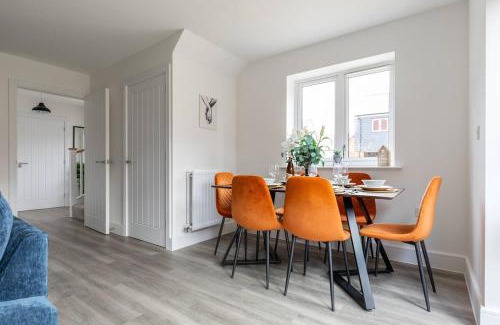Chelmsford Apartment | Beaulieu Rest 3 Bed House Chelmsford