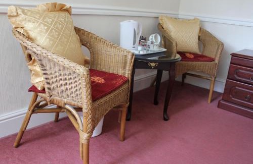 Windermere House | Beaumont Guest House Windermere - Adult Only - Free Car Park & Off Site access to the local Health Centre