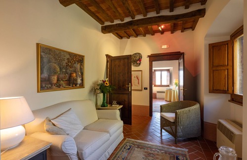Pieve di Chio House | Beautiful House in a XVIII Tuscan Hamlet