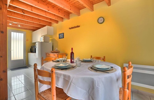 Dolus-d'Oleron House | Beautiful villa for 4 people with WIFI, TV and terrace