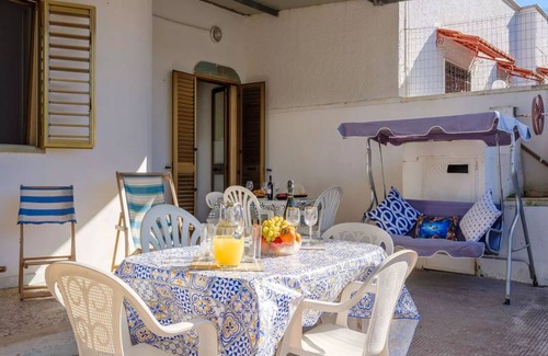 Torre Specchia Ruggeri House | Beautiful apartment in villa for 7 guests with WIFI, TV, panoramic view and parking, close to Le.