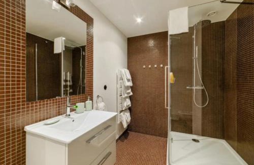Grenelle Apartment | Beautiful 1 Bedroom Apartment near Eiffel Tower