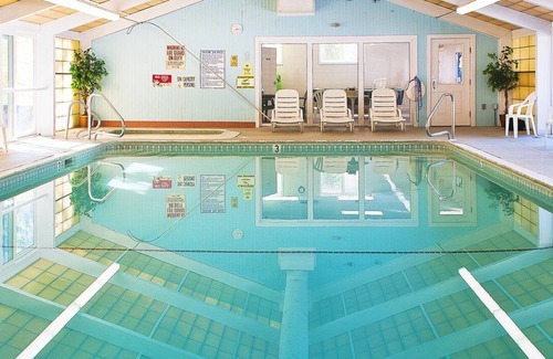 Plymouth Apartment | Beautiful 1 bedroom unit at resort, sleeps 5