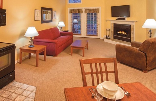 Francestown Apartment | Beautiful 1 bedroom unit at resort, sleeps 4