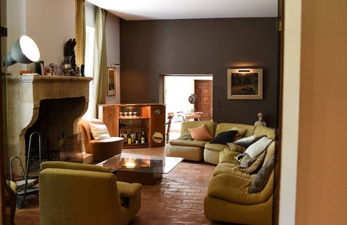 La Tour-d'Aigues House | Beautiful 18th Century Domaine with private park, tennis court, pool, vineyards