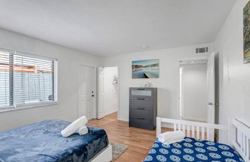 La Hacienda Apartment | Beautiful 1bd, prime location, parking, pets 828-2