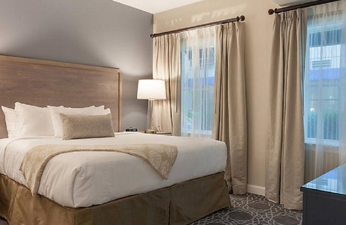 Cannonborough Elliotborough Resort | Beautiful 1Bedroom Resort in the heart of Downtown, Charleston!