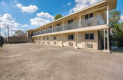 Greater Third Ward Apartment | Beautiful 1BR APT | Downtown Houston
