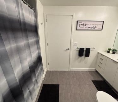Downtown Los Angeles Apartment | Beautiful 1BR - DTLA!