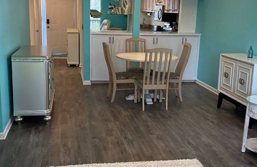 Venice Condo | Beautiful 2/2 condo-Near beaches