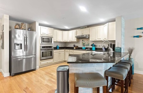 Old Orchard Beach Apartment | Beautiful 2 BR w/Ocean views. Just steps to fun and sun #308 at the Grand