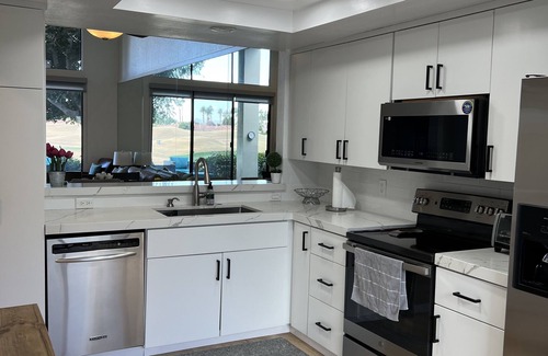 La Quinta Condo | Beautiful 2 bed 2 bath condo on 12th hole Stadium course/PGA West La Quinta