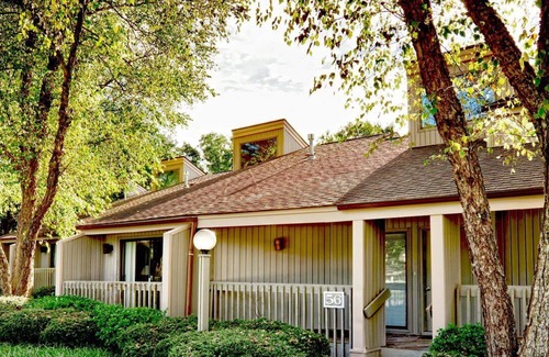 Fairfield Bay Apartment | Beautiful 2 bedroom unit at resort, sleeps 6