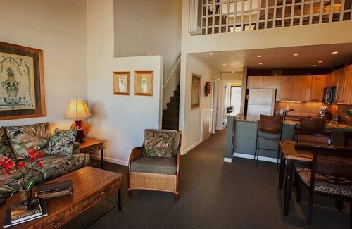 Kihei Condo | Beautiful 2 Bedroom Oceanview Condo at Maui Kamaole Perfect Maui Escape! 5 Star!