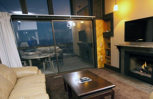 Lower Kingsbury Apartment | Beautiful 2 bedroom vacation home, sleeps 6