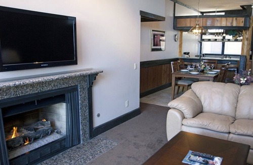 Lower Kingsbury Apartment | Beautiful 2 bedroom vacation home, sleeps 6