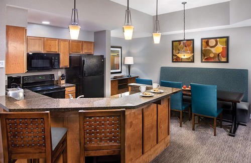 Sevierville Apartment | Beautiful 2 BR/2BA apartment at a luxury Resort with Access to Indoor Water Park