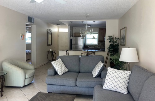 Bel Air Condo | BEAUTIFUL 2 BR CONDO IN GARDENS BY THE SEA SOUTH JUST STEPS TO SAND SUN AND FUN!