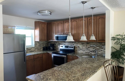 Bel Air Condo | BEAUTIFUL 2 BR CONDO IN GARDENS BY THE SEA SOUTH JUST STEPS TO SAND SUN AND FUN!