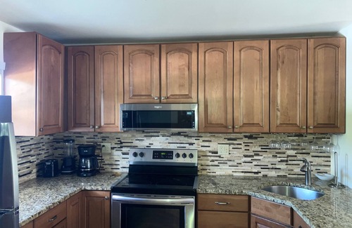 Bel Air Condo | BEAUTIFUL 2 BR CONDO IN GARDENS BY THE SEA SOUTH JUST STEPS TO SAND SUN AND FUN!