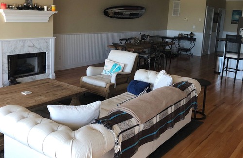 Long Beach House | Beautiful 2 Story Oceanfront Town House on Beach for monthly rental only.