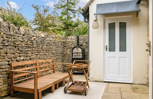 Churchill House | Beautiful 2BD Cottage in the Cotswolds