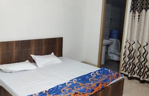 Vrindavan Apartment | Beautiful 2bhk Appartment Near Famous Temples