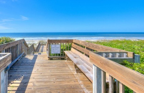 Caswell Beach Condo | Beautiful 3 Bedroom/2 Bath Oceanfront Condo-POOL-Sleeps 8