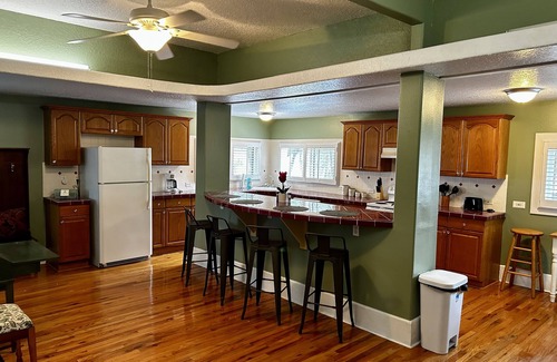 Ocala Apartment | Beautiful 3 bedroom apt Historic Ocala 1891