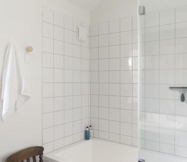 Bristol Apartment | Beautiful 3 Bedroom Home in Bristol