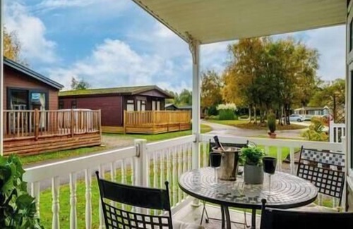 Carnforth Ski Chalet | Beautiful 3 Bedroom Lodge