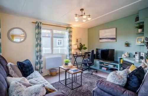 Carnforth Ski Chalet | Beautiful 3 Bedroom Lodge