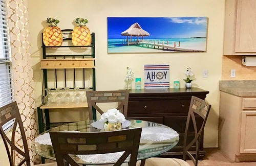 Port Isabel Villa | Beautiful 3 Bedroom Casita (Q,Q,Q)