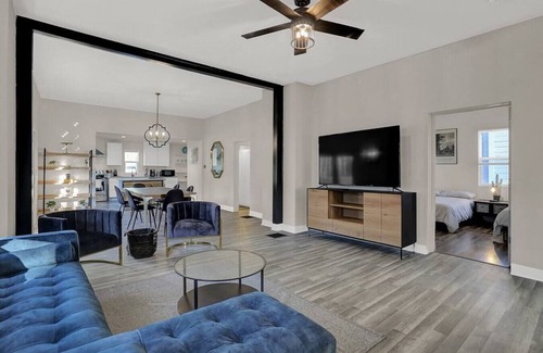 Fountain Square Villa | Beautiful 3500 SqFt Luxury Villa in Fountain Sq
