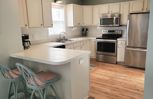 Ocean Isle Beach House | Beautiful 3BR house in perfect location w/water view, all linens included!
