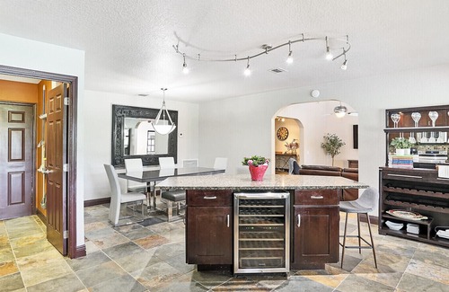 Wellington House | Beautiful 4/2 property in the heart of Wellington