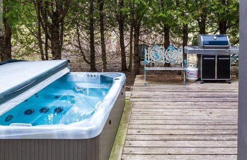 Clearview Ski Chalet | Beautiful 4 Bedroom Chalet in Collingwood/clearview/blue Mountains