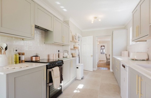Woodstock Apartment | Beautiful 4 Bedroom Cotswolds Home near Woodstock