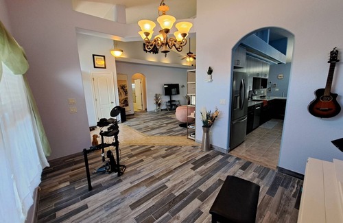 Creekwood House | Beautiful 4-bedroom house with POOL in sunny Pensacola with AC, WiFi