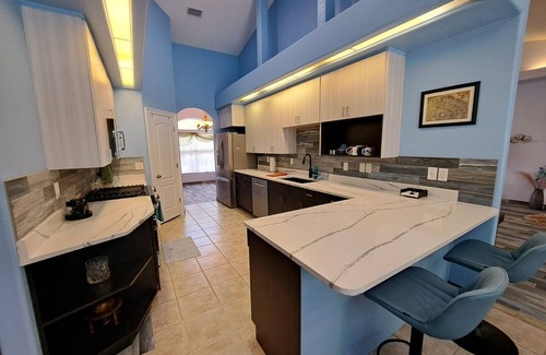Creekwood House | Beautiful 4-bedroom house with POOL in sunny Pensacola with AC, WiFi
